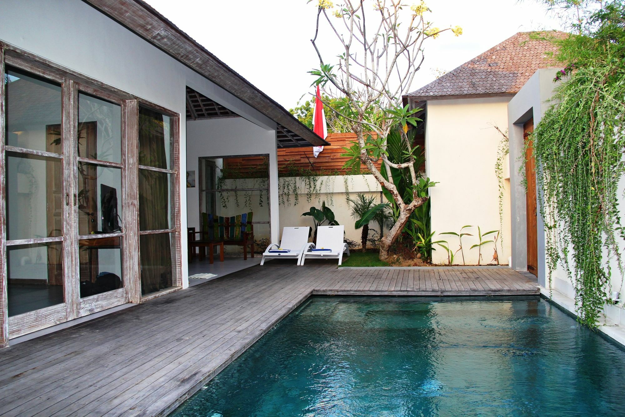 The Decks Bali Βίλα Legian Εξωτερικό φωτογραφία